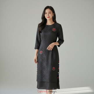 Two-layer silk dress with black longevity embroidery
